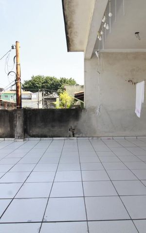 Casa à venda com 126m², 4 quartos e 2 vagasVaranda 