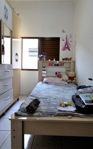 Casa à venda com 126m², 4 quartos e 2 vagasQuarto 3