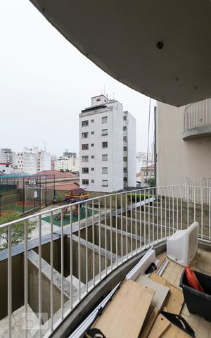 Apartamento à venda com 45m², 1 quarto e sem vagaVaranda