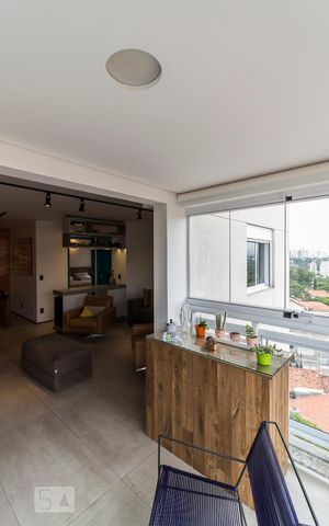 Apartamento à venda com 77m², 1 quarto e 2 vagasSacada