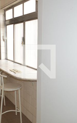 Apartamento para alugar com 95m², 4 quartos e 1 vagaQuarto de Serviço
