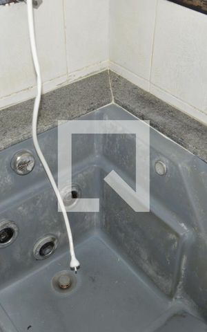 Apartamento para alugar com 95m², 4 quartos e 1 vagaBanheiro