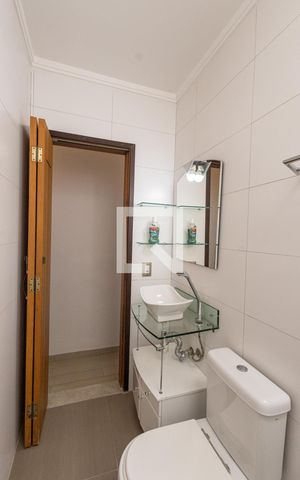 Casa de condomínio à venda com 180m², 3 quartos e 3 vagasBanheiro Social