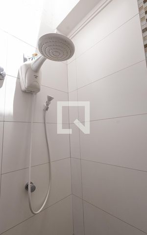 Casa de condomínio à venda com 180m², 3 quartos e 3 vagasBanheiro Social