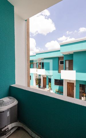Casa de condomínio à venda com 180m², 3 quartos e 3 vagasVaranda Suite