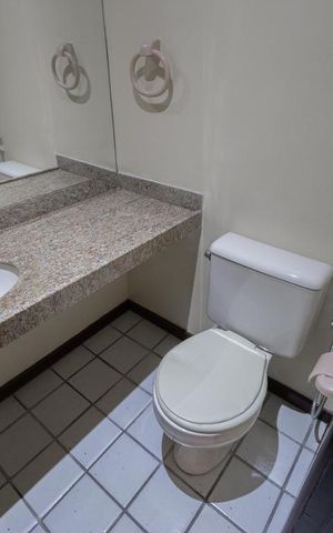 Apartamento à venda com 140m², 5 quartos e 2 vagasLavabo