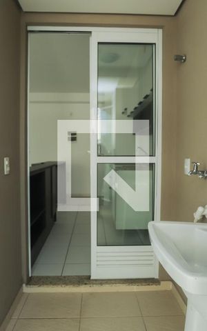 Apartamento para alugar com 72m², 3 quartos e 2 vagasÁrea de Serviço