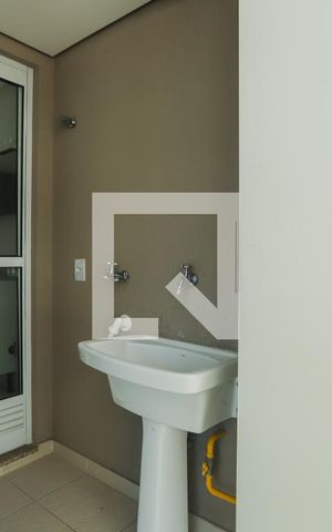 Apartamento para alugar com 72m², 3 quartos e 2 vagasÁrea de Serviço