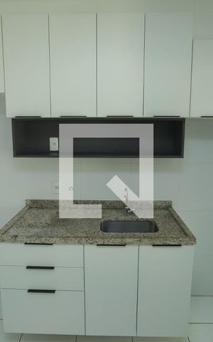 Apartamento para alugar com 72m², 3 quartos e 2 vagasCozinha