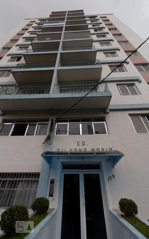 Apartamento à venda com 70m², 2 quartos e 1 vagaFachada