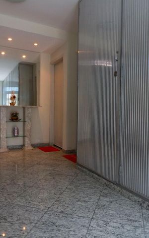Apartamento à venda com 70m², 2 quartos e 1 vagaHall