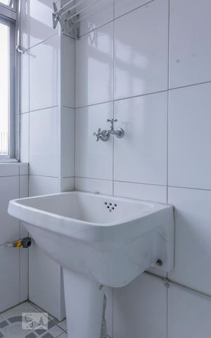 Apartamento à venda com 70m², 2 quartos e 1 vagaÁrea de Serviço