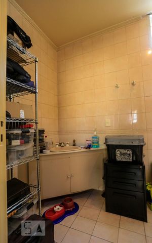 Casa para alugar com 190m², 4 quartos e 2 vagas Casa para alugar com 190m², 4 quartos e 2 vagasSuite 2