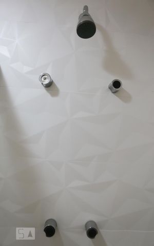 Apartamento para alugar com 59m², 2 quartos e 1 vaga Apartamento para alugar com 59m², 2 quartos e 1 vagaBanheiro da Suíte
