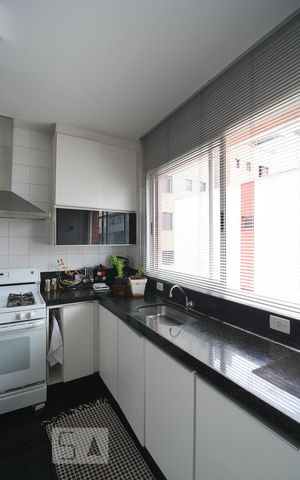 Apartamento à venda com 154m², 4 quartos e 3 vagasCozinha