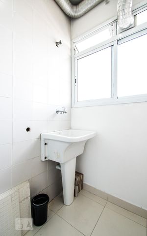 Apartamento à venda com 63m², 2 quartos e 1 vagaÁrea de Serviço