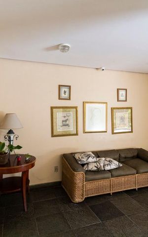 Apartamento para alugar com 125m², 2 quartos e 2 vagasHall social