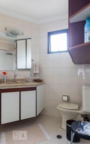 Apartamento para alugar com 125m², 2 quartos e 2 vagasBanheiro social