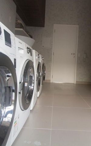 Apartamento à venda com 68m², 2 quartos e 2 vagasLavanderia