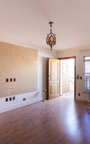 Casa à venda com 150m², 3 quartos e 1 vagaSala