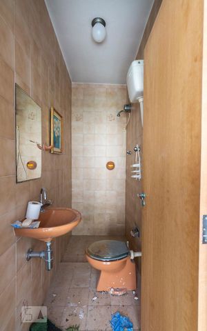 Casa à venda com 150m², 3 quartos e 1 vagaBanheiro de Serviço