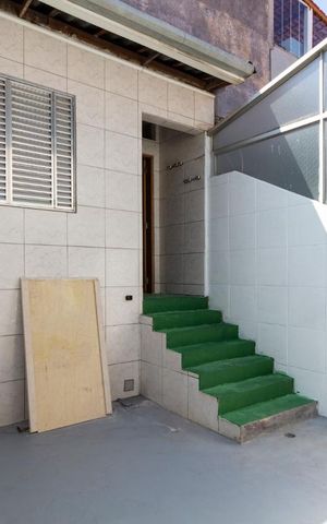 Casa à venda com 150m², 3 quartos e 1 vagaÁrea de Serviço