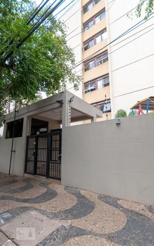 Apartamento à venda com 72m², 2 quartos e 1 vaga Apartamento à venda com 72m², 2 quartos e 1 vagaFachada