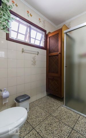 Casa à venda com 155m², 3 quartos e 1 vagaBanheiro