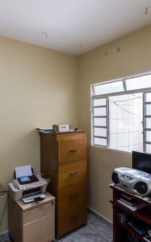 Casa à venda com 155m², 3 quartos e 1 vagaQuarto edícula