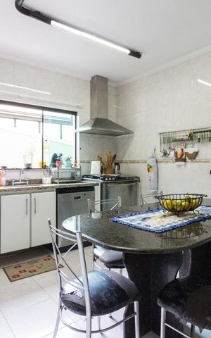 Casa à venda com 210m², 3 quartos e 5 vagasCozinha