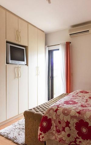 Casa à venda com 210m², 3 quartos e 5 vagasSuite 1