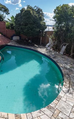 Casa para alugar com 850m², 4 quartos e 6 vagas Casa para alugar com 850m², 4 quartos e 6 vagasPiscina