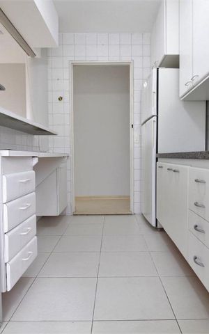 Apartamento à venda com 68m², 2 quartos e 2 vagasCozinha