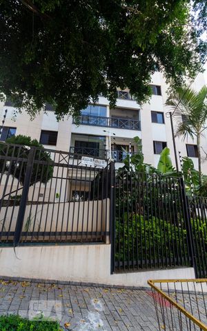 Apartamento à venda com 78m², 3 quartos e 1 vagaFachada