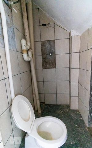 Casa à venda com 260m², 3 quartos e 2 vagasBanheiro de Serviço