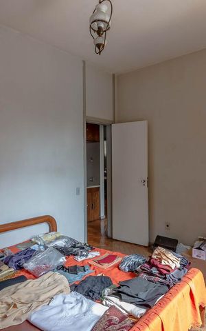 Casa à venda com 300m², 4 quartos e 2 vagas Casa à venda com 300m², 4 quartos e 2 vagasQuarto 2