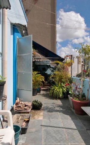 Apartamento à venda com 152m², 3 quartos e sem vagaVaranda