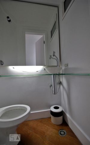 Apartamento para alugar com 90m², 2 quartos e 3 vagasLavabo