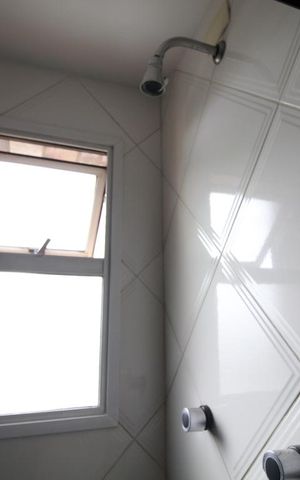 Apartamento para alugar com 90m², 2 quartos e 3 vagasChuveiro