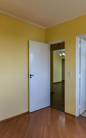 Apartamento à venda com 75m², 3 quartos e 2 vagas Apartamento à venda com 75m², 3 quartos e 2 vagasSuíte