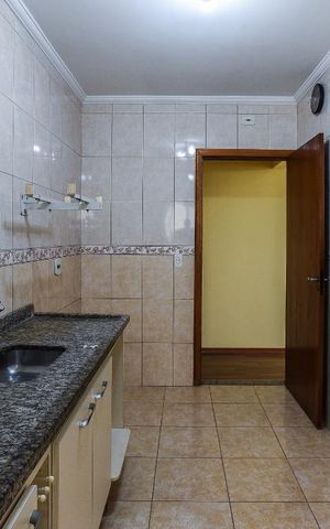 Apartamento à venda com 75m², 3 quartos e 2 vagas Apartamento à venda com 75m², 3 quartos e 2 vagasCozinha