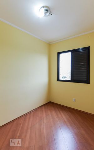 Apartamento à venda com 75m², 3 quartos e 2 vagas Apartamento à venda com 75m², 3 quartos e 2 vagasQuarto 2