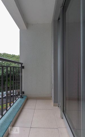 Studio à venda com 20m², 1 quarto e sem vaga Studio à venda com 20m², 1 quarto e sem vagaSacada
