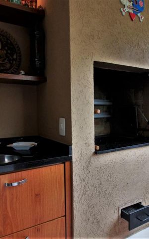 Apartamento à venda com 141m², 3 quartos e 2 vagasDetalhe da varanda gourmet