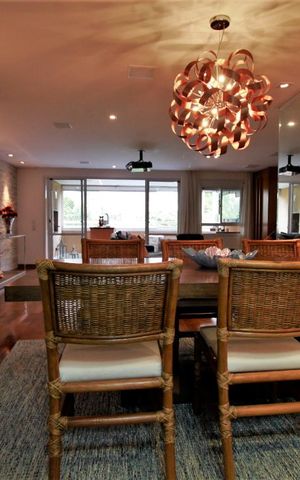 Apartamento à venda com 141m², 3 quartos e 2 vagasSala