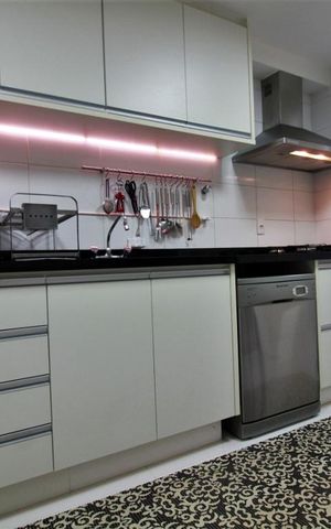 Apartamento à venda com 141m², 3 quartos e 2 vagasCozinha
