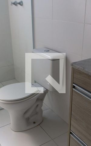 Apartamento para alugar com 54m², 2 quartos e 2 vagas Apartamento para alugar com 54m², 2 quartos e 2 vagasBanheiro da Suíte 2