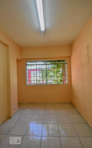 Casa para alugar com 150m², 3 quartos e 2 vagas Casa para alugar com 150m², 3 quartos e 2 vagasSala de Estar