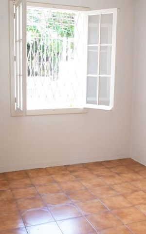 Casa para alugar com 150m², 3 quartos e 2 vagas Casa para alugar com 150m², 3 quartos e 2 vagassala