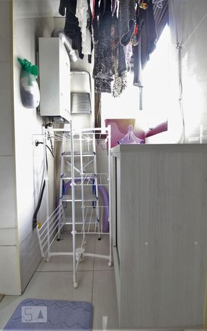 Apartamento à venda com 76m², 2 quartos e 2 vagasÁrea de serviço